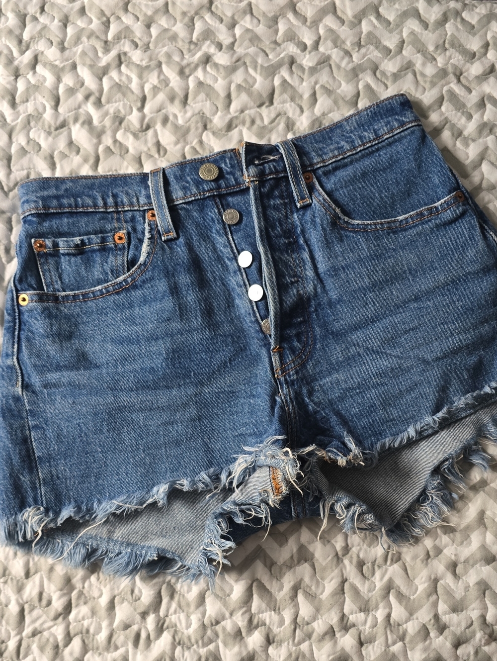 Levi's 501 High-Rise Frayed Hem Denim Shorts